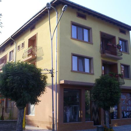 Къща За Гости Фантазия Triavna Exterior foto