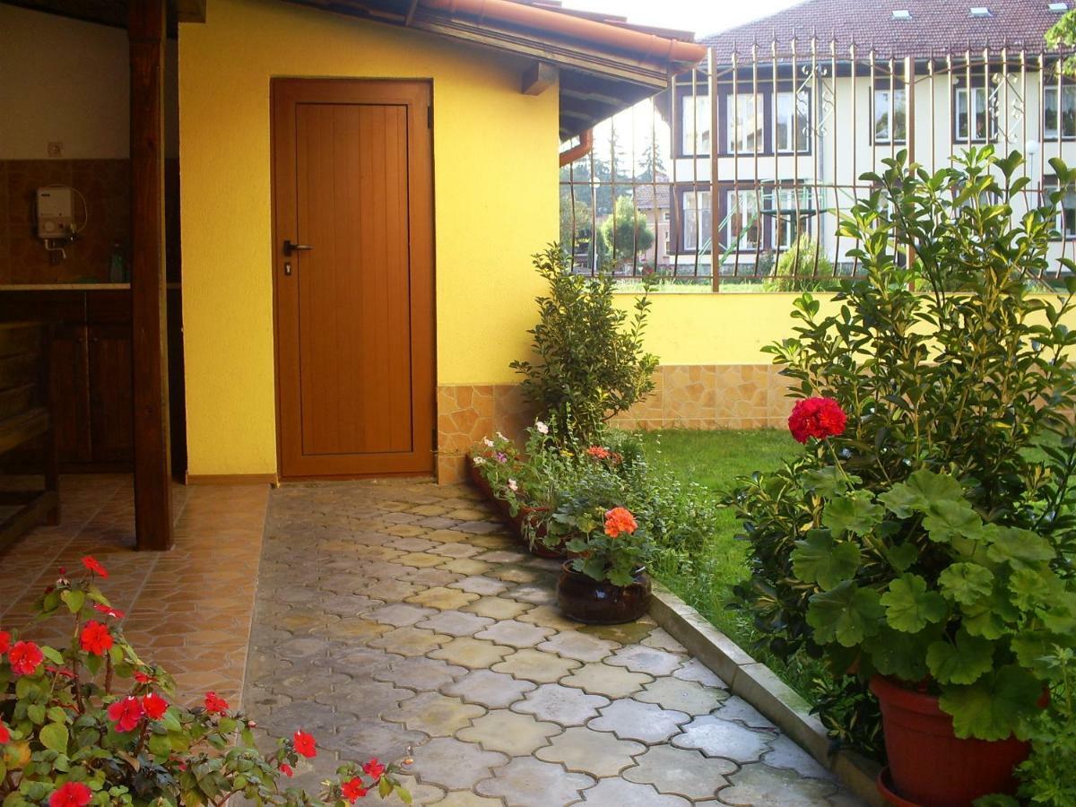 Къща За Гости Фантазия Triavna Exterior foto