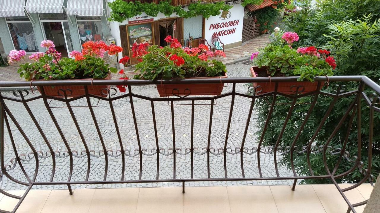 Къща За Гости Фантазия Triavna Exterior foto