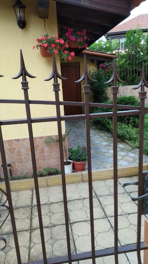 Къща За Гости Фантазия Triavna Exterior foto