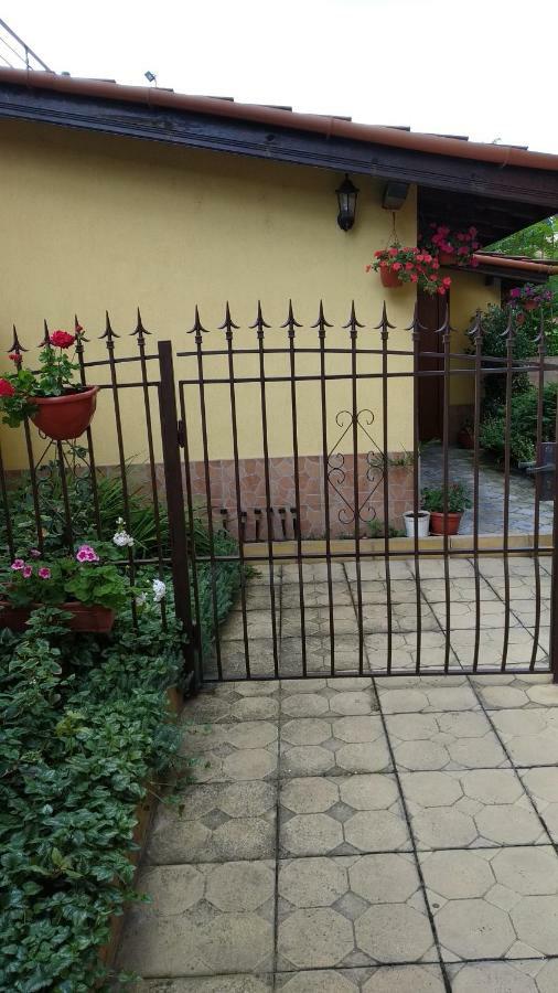 Къща За Гости Фантазия Triavna Exterior foto
